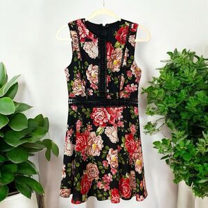 Disney Princess Juniors Small Black Pink Lace Floral Skater Dress Fit & Flare